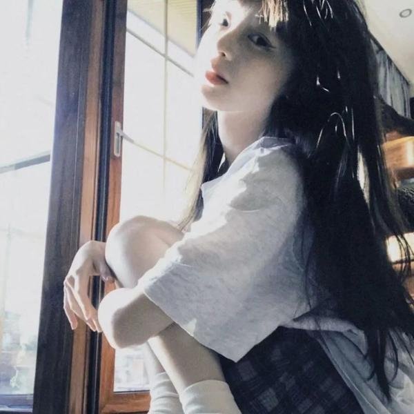 克雷尔·多兰